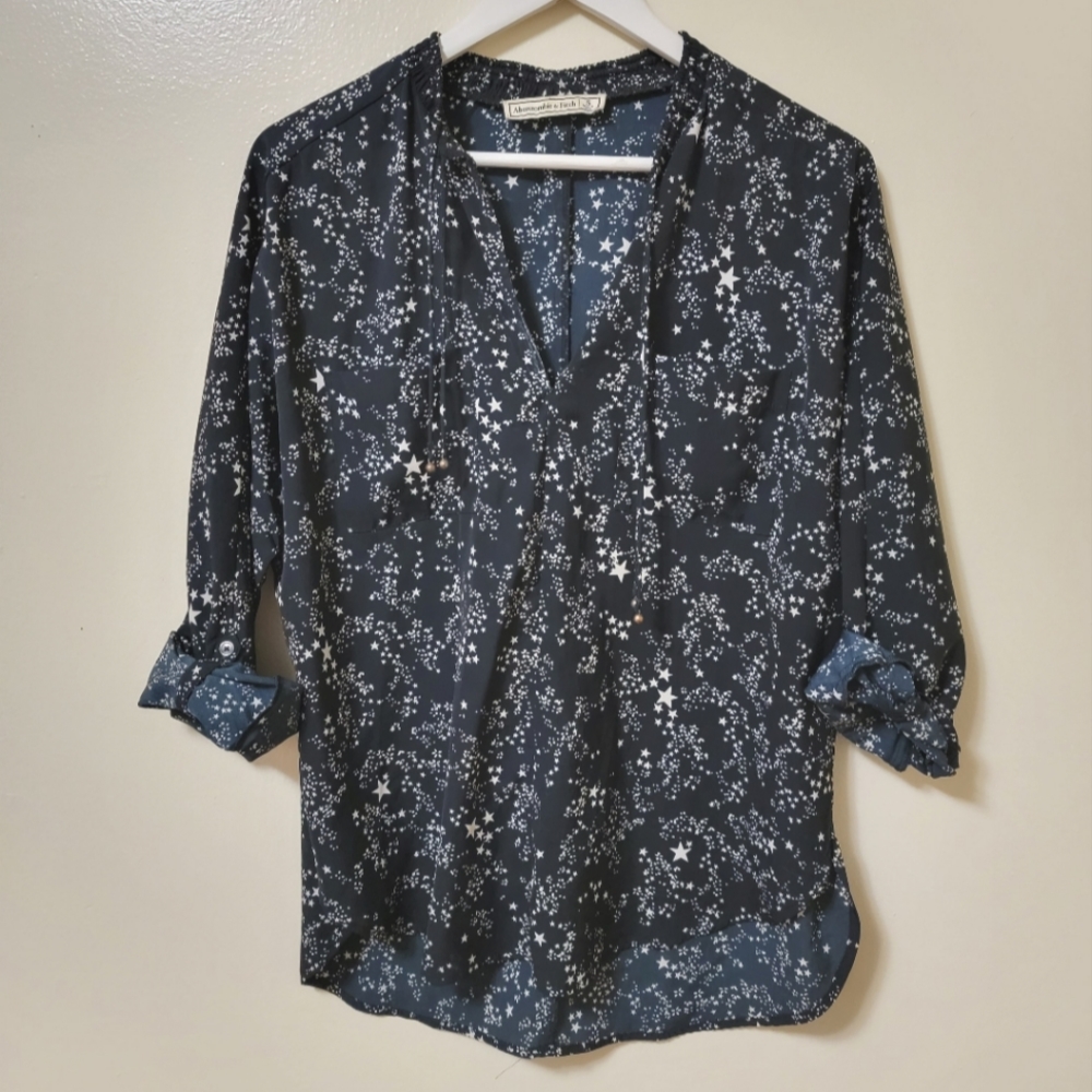 A&F starry blouse